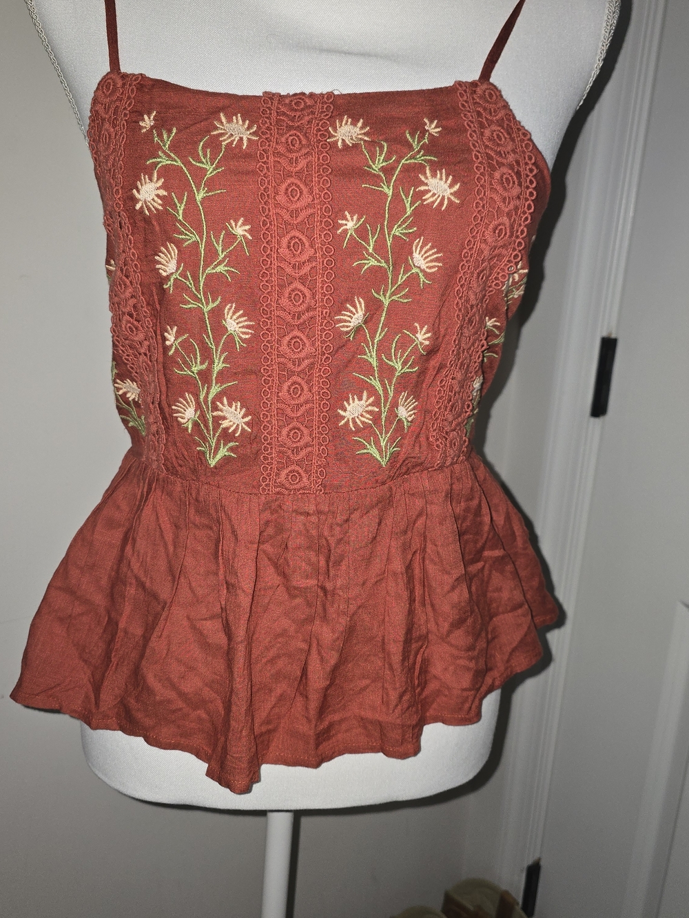 Patron Of Peace Boho Embroidered Dandelion Rust Red Peplum Cami Top Small